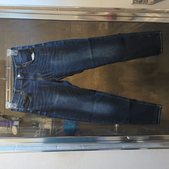 Arizona 360° Ulta Flex Skinny Jeans - Picture 3 of 9